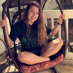 Meet your Posher, Kristina